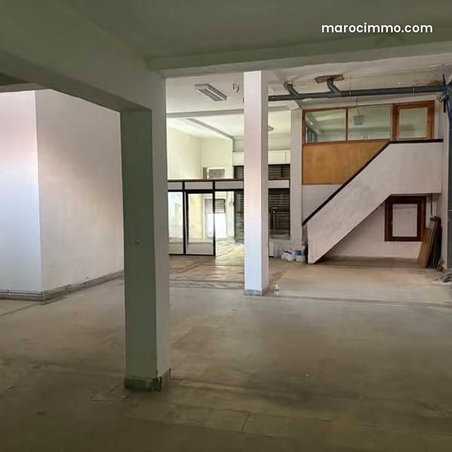 Local commercial à Vendre de 362.0 m² à Casablanca, Hopitaux — 4