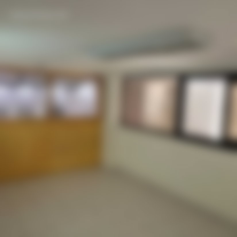 محل تجاري واسع للبيع بحي المستشفيات في الدار البيضاء