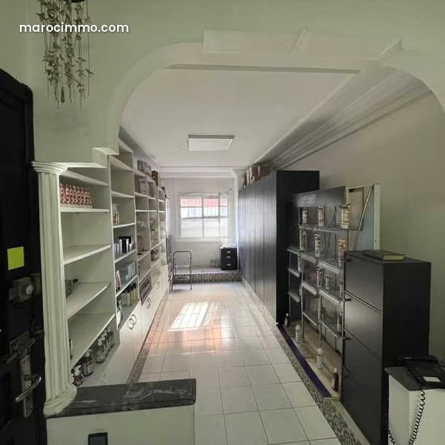 Bureau à Vendre de 105.0 m² à Casablanca, Les Princesses — 3