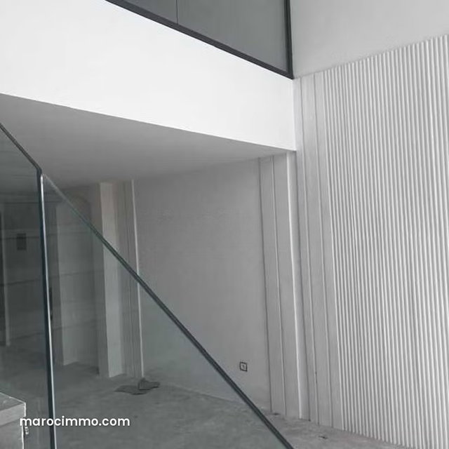 Local commercial à Louer de 59.0 m² à Casablanca, Lissasfa — 4