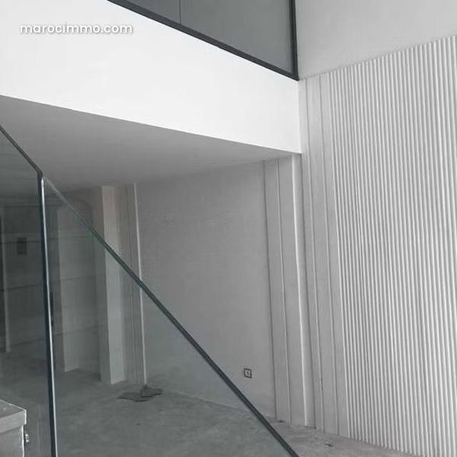 Local commercial à Louer de 59.0 m² à Casablanca, Lissasfa — 5