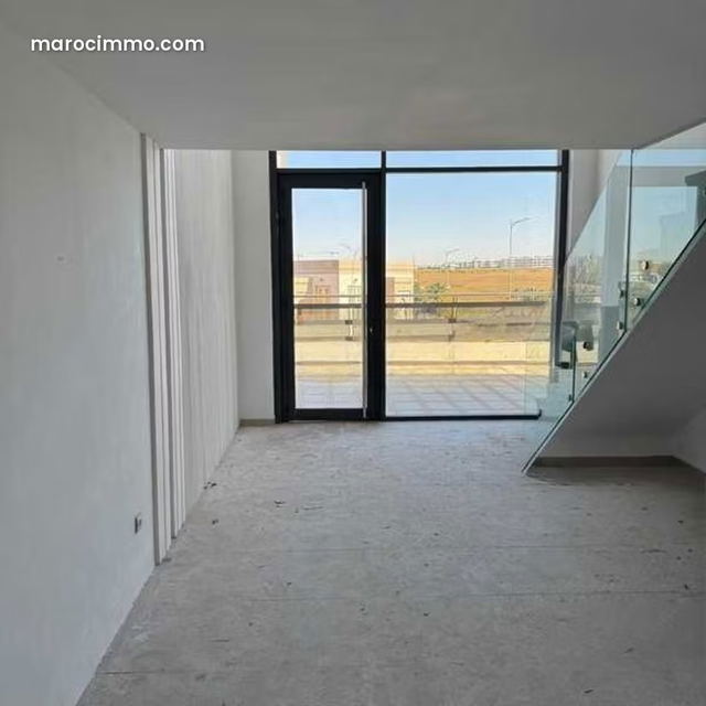Local commercial à Louer de 59.0 m² à Casablanca, Lissasfa — الدار البيضاء