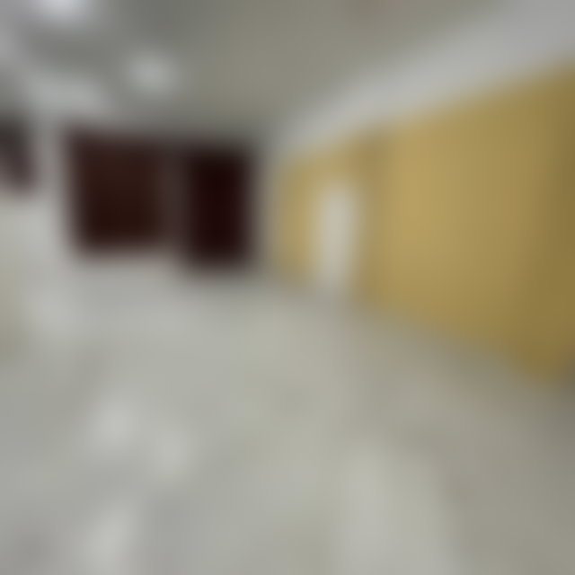 Local commercial 180 m², double façade, Moulay Youssef, Casablanca — 2