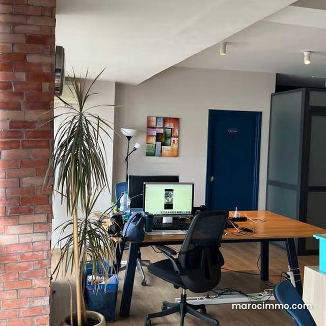 Bureau à Louer de 69.0 m² à Casablanca, Quartier De Parc Et Place — 2