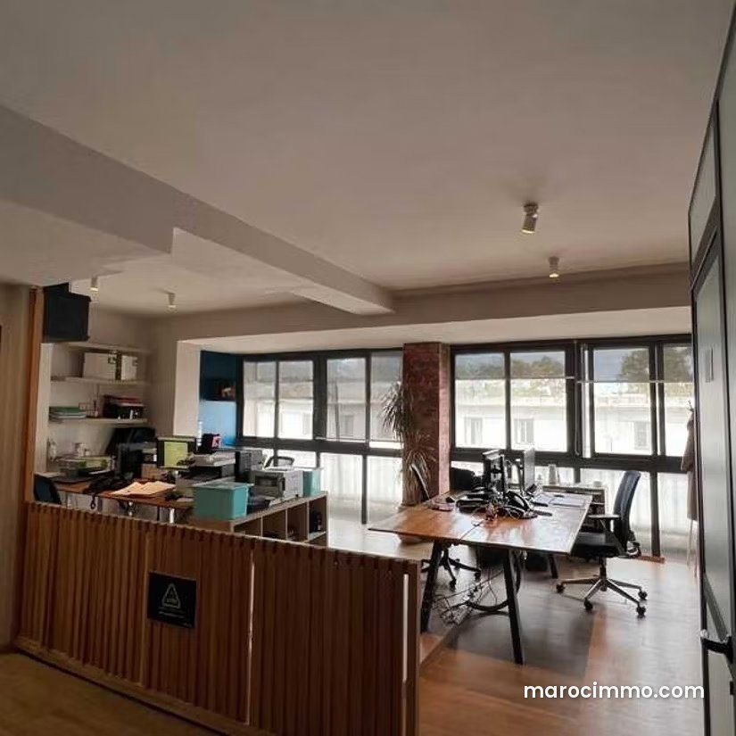 69 sqm Top-Floor Office, Sidi Belyout, Casablanca — Casablanca