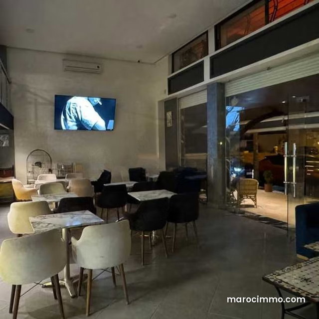 Local commercial à Vendre de 264.0 m² à Témara, Al Mostakbal — 4