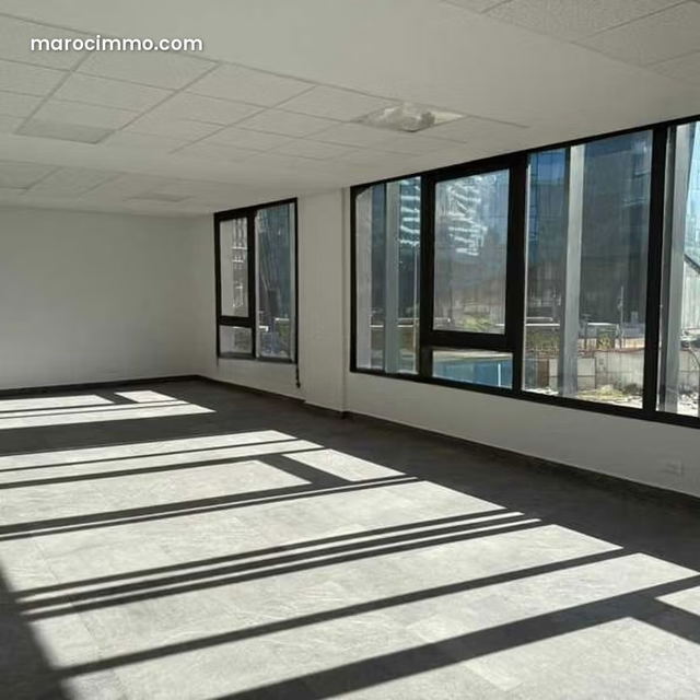 Bureau à Louer de 77.0 m² à Casablanca, Casablanca Finance City — Casablanca