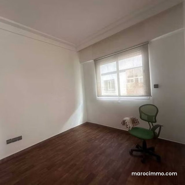 Bureau à Vendre de 74.0 m² à Casablanca, Maarif — 2