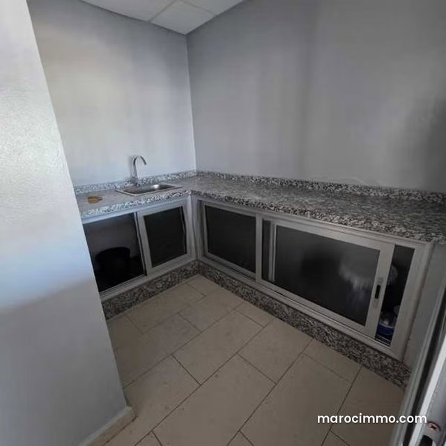 Bureau à Louer de 124.0 m² à Casablanca, Bourgogne Anfa — 2