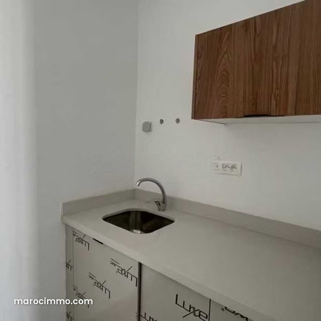 Bureau à Louer de 72.0 m² à Casablanca, Ain Chock — 4