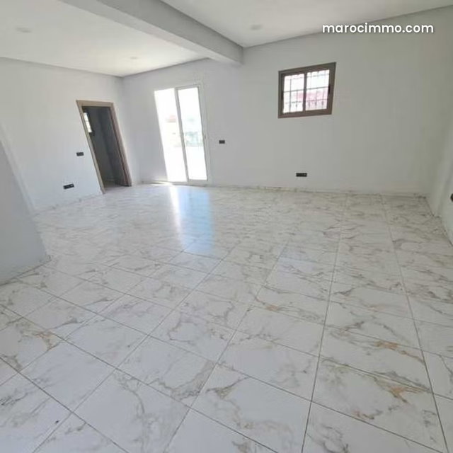 Bureau à Louer de 246.0 m² à Casablanca, Quartier Bd Med V — 3