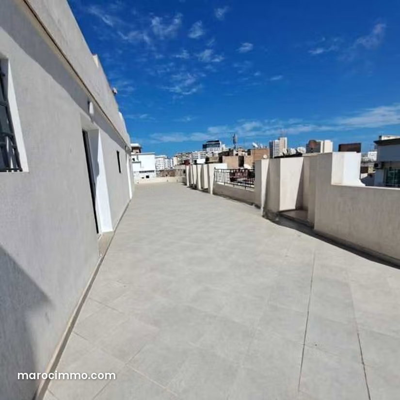 Bureau 246 m² avec terrasse, Sidi Belyout, Casablanca — Casablanca