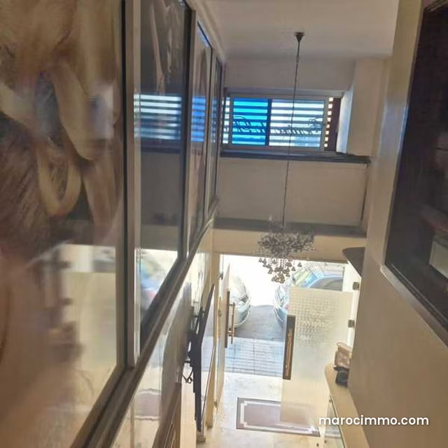 Local commercial à Vendre de 150.0 m² à Casablanca, Bourgogne Anfa — 4