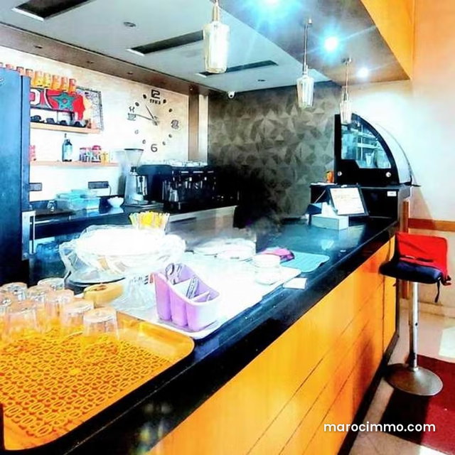 Local commercial à Vendre de 211.0 m² à Casablanca, Ain Sebaa — 3