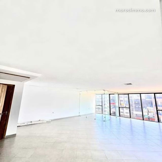Bureau à Louer de 69.0 m² à Casablanca, Oulfa — Casablanca