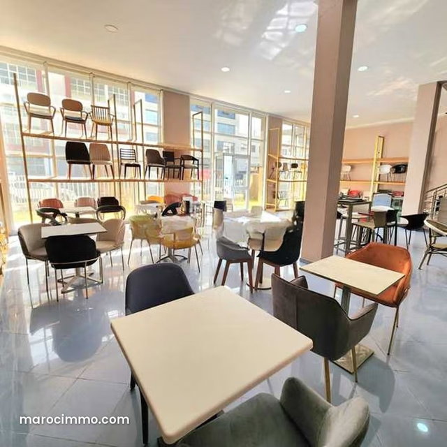 Local commercial à Louer de 1101.0 m² à Casablanca, Alsace Loraine — 5
