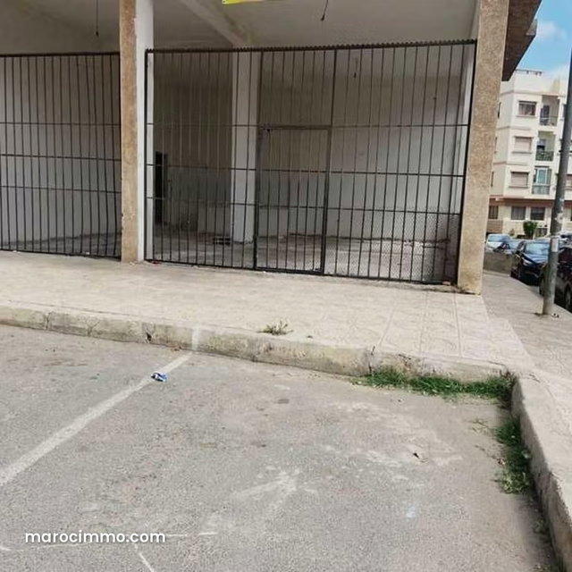 Local commercial à Vendre de 189.0 m² à Casablanca, Oulfa — 3
