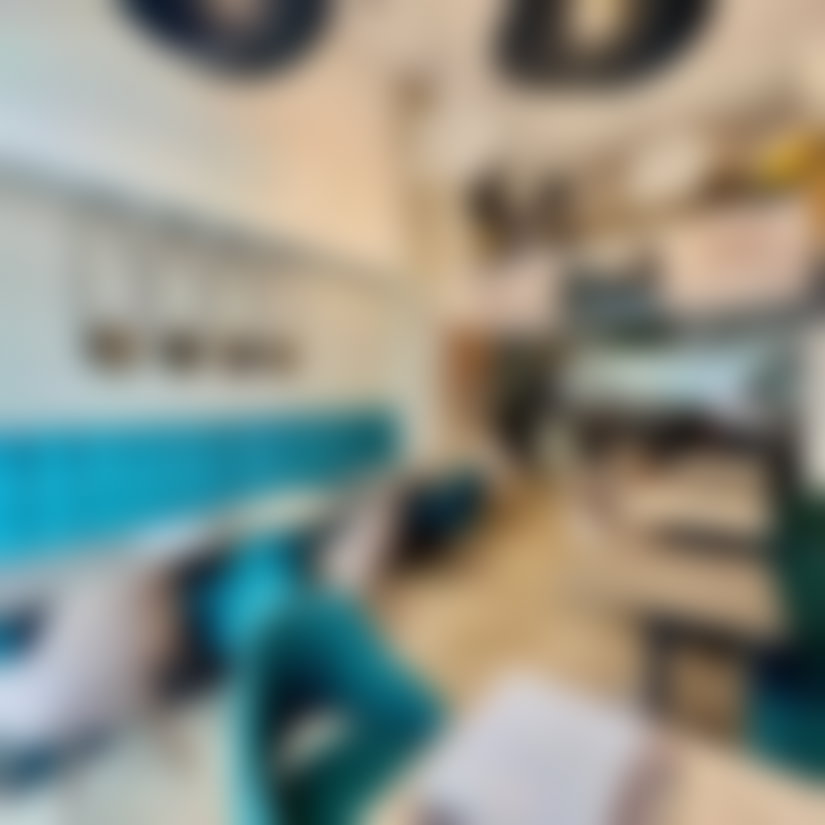 محل تجاري مميز للبيع بحي لوستانيا الدار البيضاء