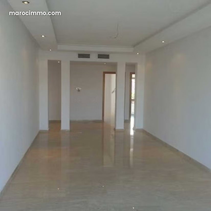 3-Bedroom Apartment with Terrace, Bourgogne, Casablanca — Casablanca