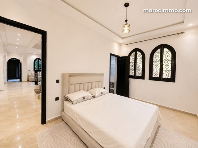Villa Louer a Usage d'habitation ou sous Location — 3