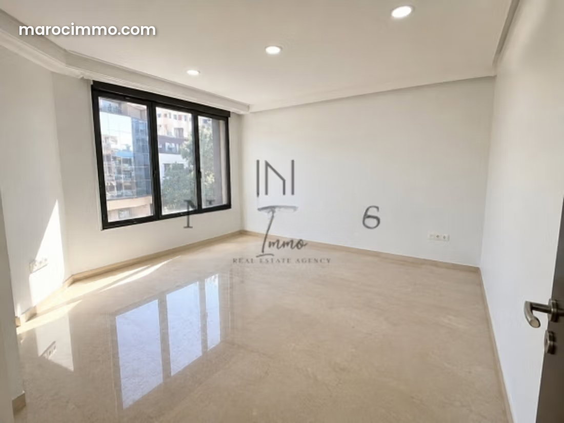 62 m² Office for Sale in Gueliz, Marrakech, Central Location — Marrakesh