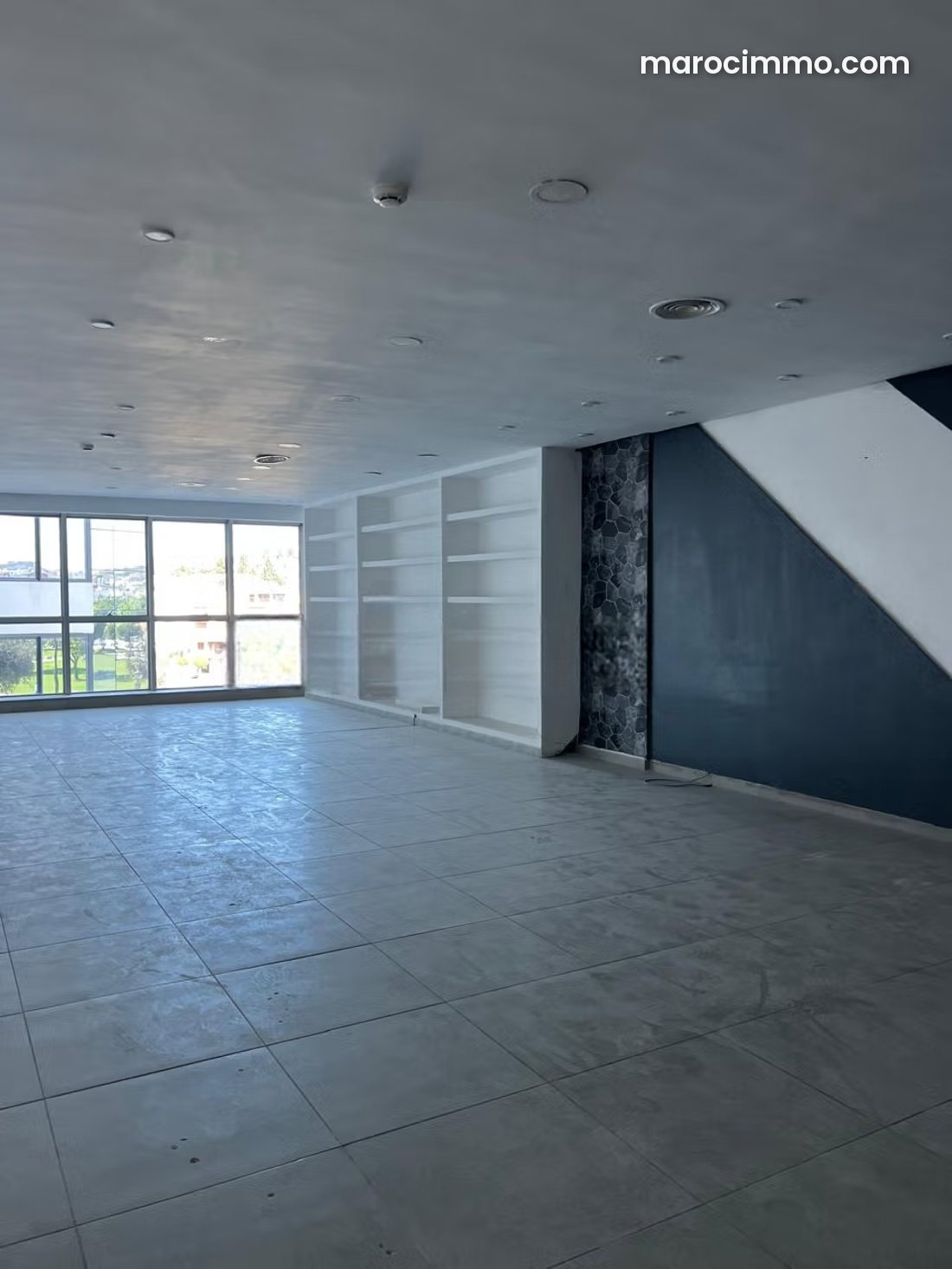125 m² Office in the Heart of Tangier Centre, Secure Building — Tangier