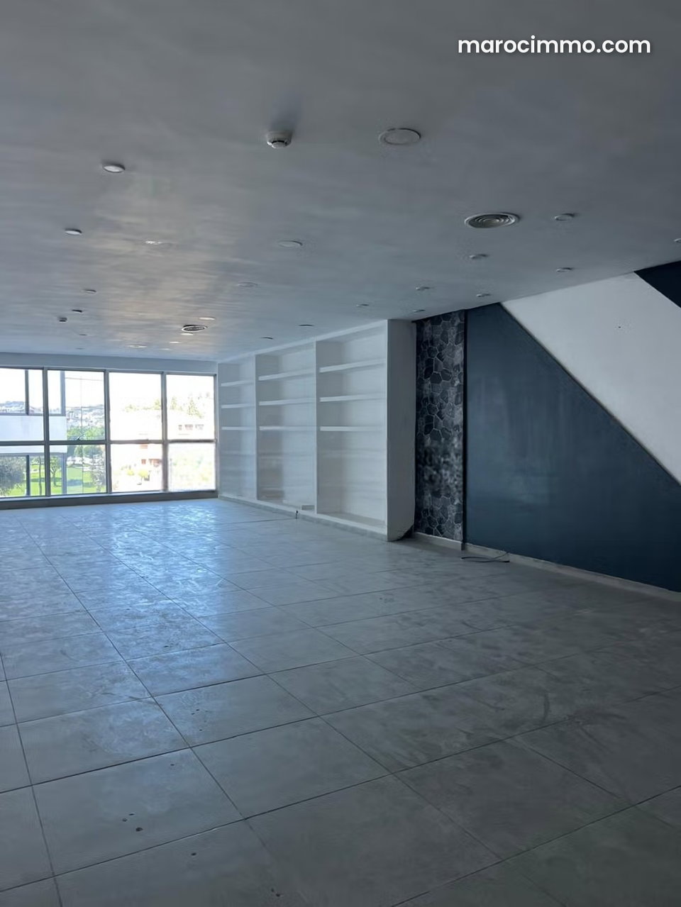 Location plateau bureau business center mozart
