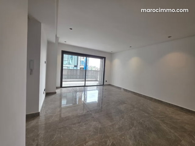 Bel appartement à louer à CFC — 3