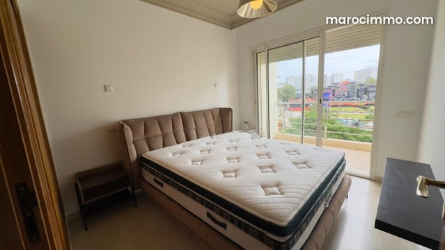 Beautiful furnished studio for rent facing velodrome — 3