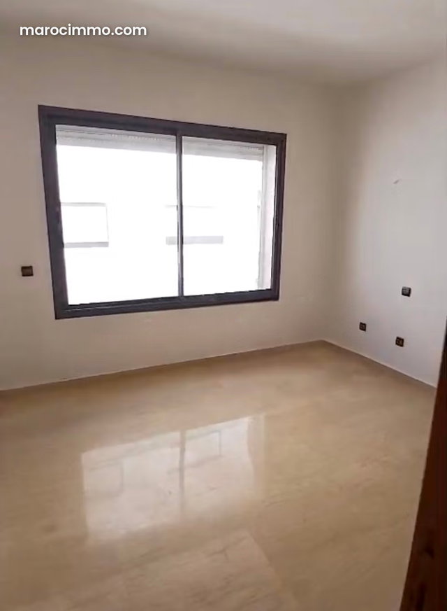 A vendre appart à Maârif 2 Chambres — 3