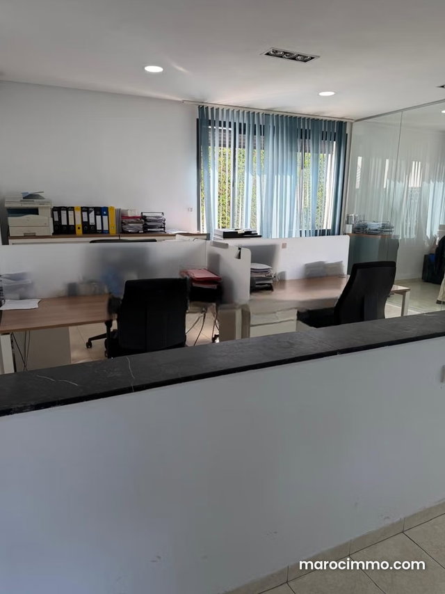 Commercial Villa for Rent, Ideal for Showroom or Restaurant — 4