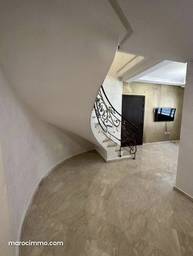 Magnifique Duplex 3 CH Vide à loué – Mabrouka — 2