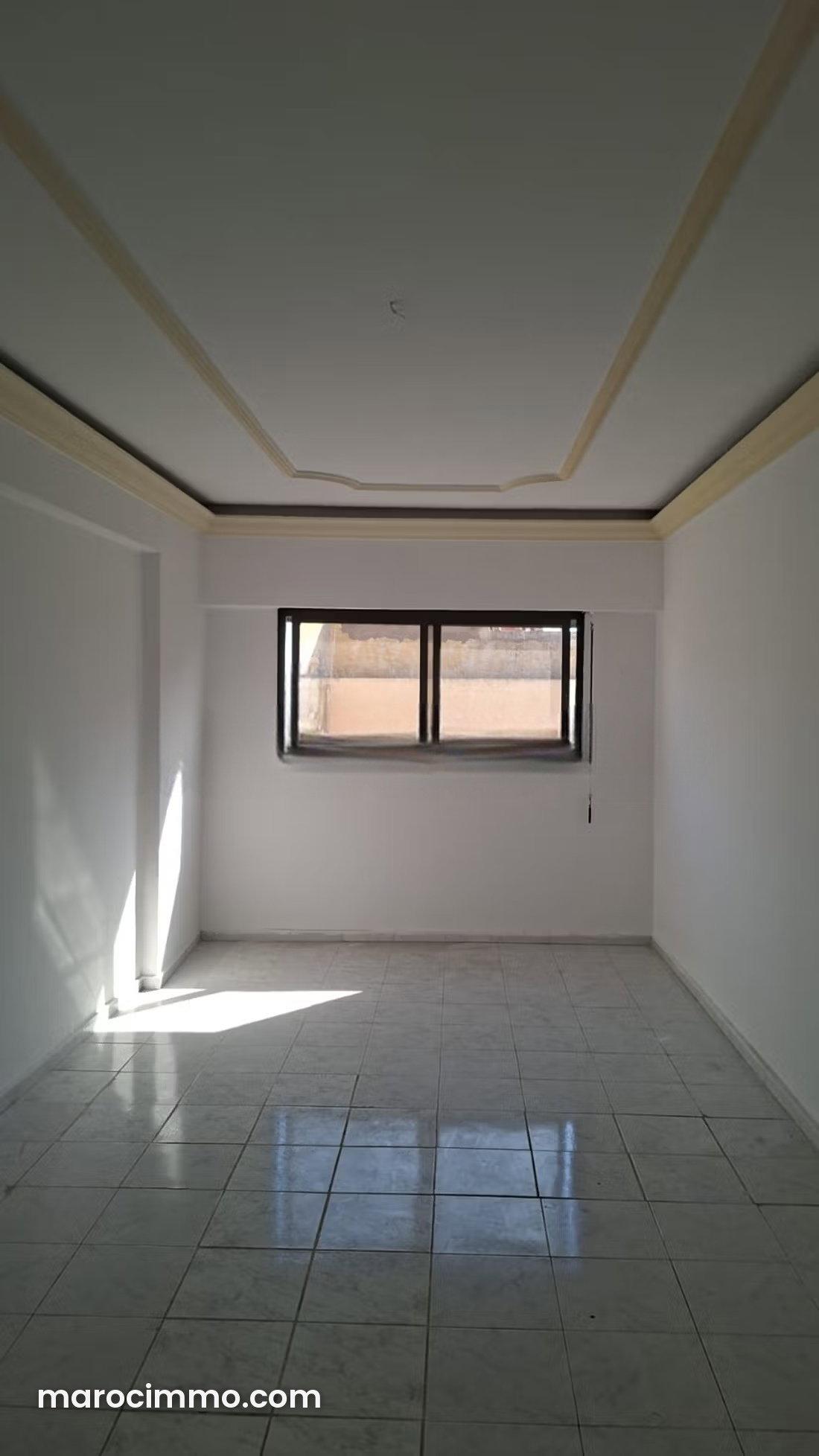 Three-room apartment with terrace, Roches Noires, Casablanca — Casablanca