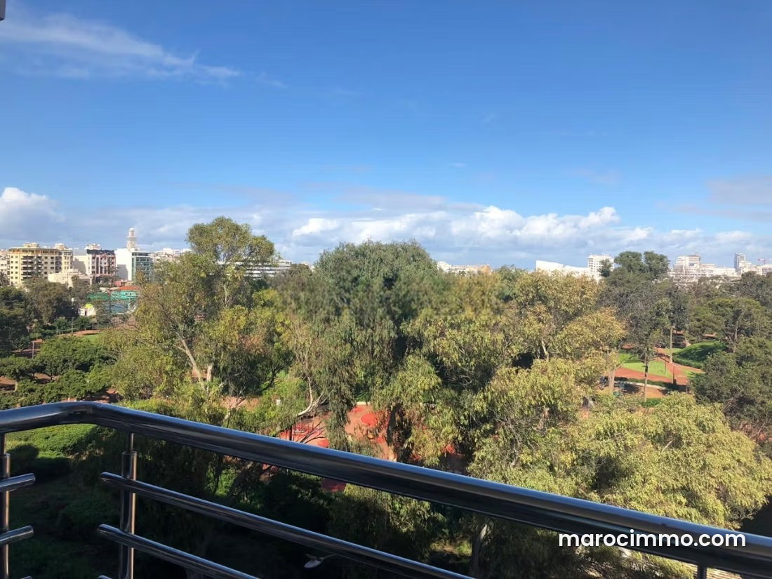 Furnished 55 sqm Apartment with Arab League Park Views, Gauthier — Casablanca
