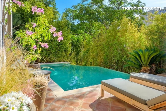 A louer Villa vide de 450M2 avec Jardin et piscine située sur quartier CIL — 3