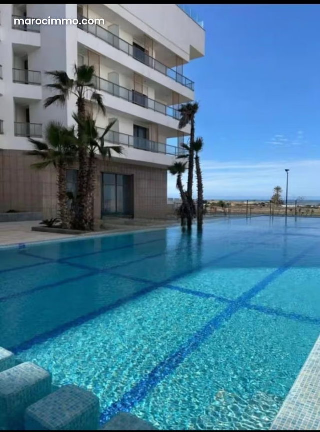 Appartement neuf et moderne avec piscine – Ain Diab Extension — 2