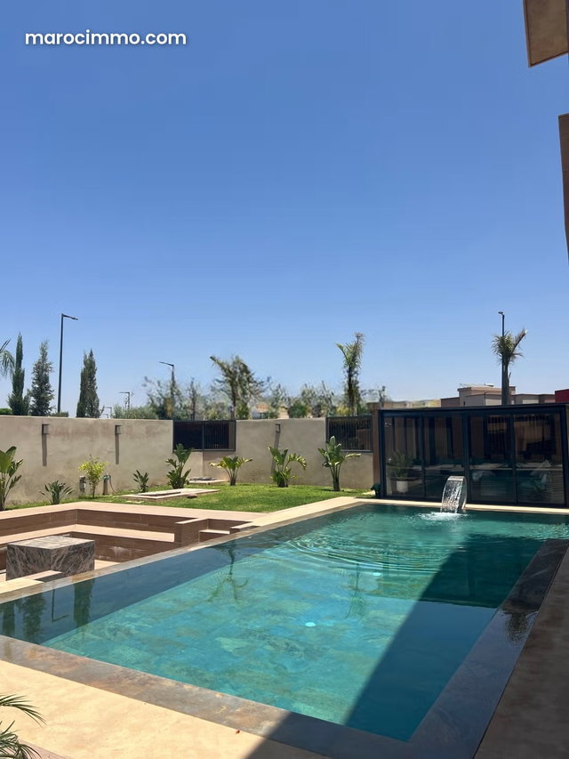 Villa moderne 3 façades à vendre meublée à Zhour Targa 660m2 sans vis à vis — 2