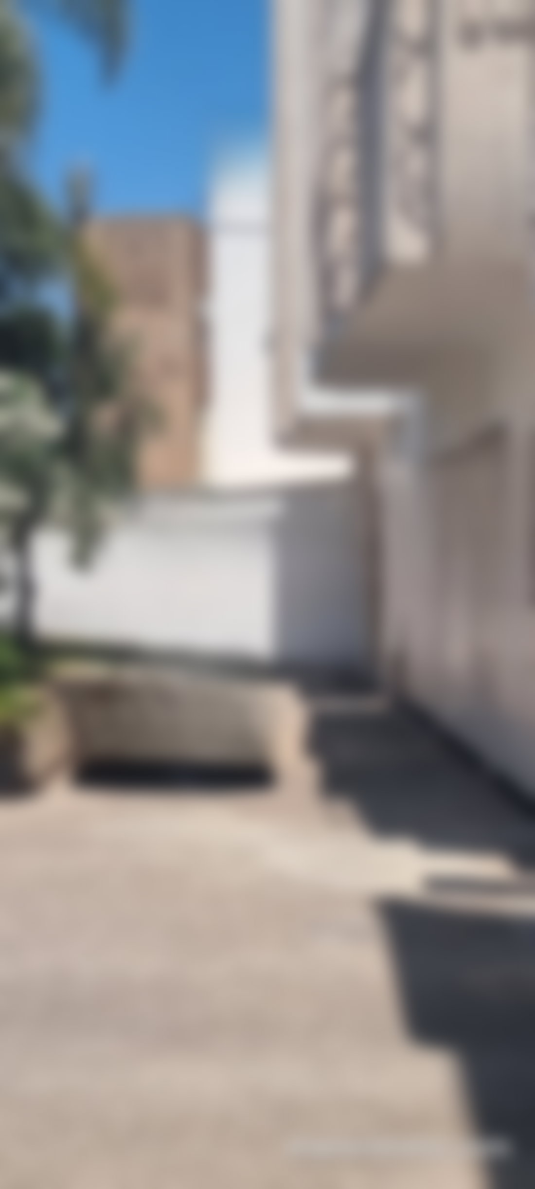 شقة مشرقة بحديقة ومرآب للكراء بحسان الرباط