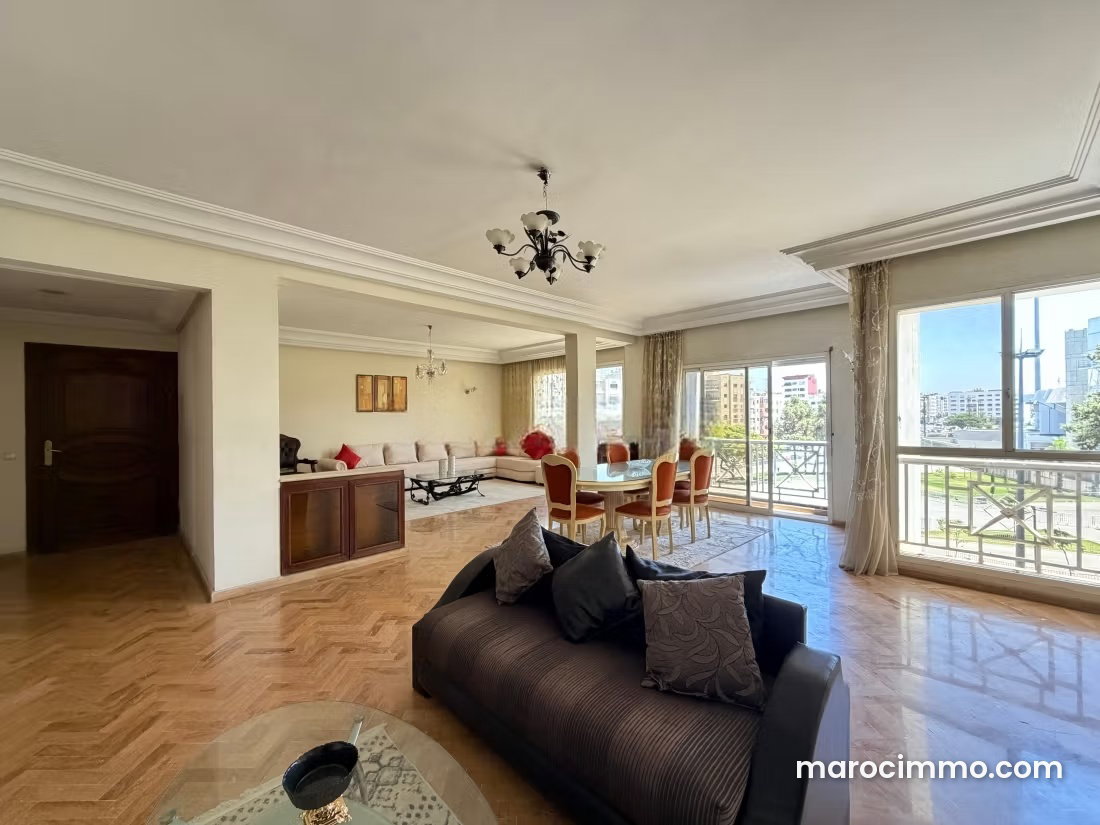 Furnished 150 sqm apartment for rent in Racine, Casablanca — Casablanca