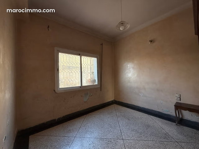 Appartement à vendre en Centre. Surface de 90 m². Salon traditionnel marocain — 4