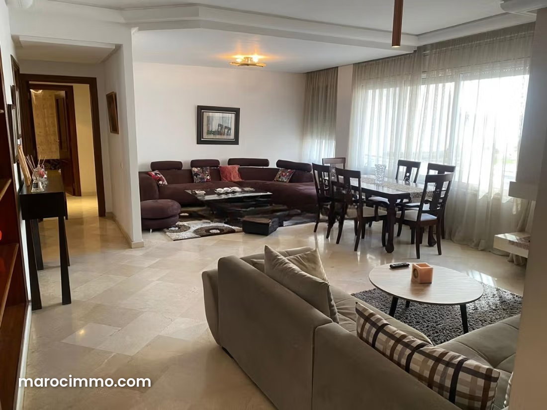 Appartement 120 m² avec cheminée, quartier Racine, Casablanca — Casablanca