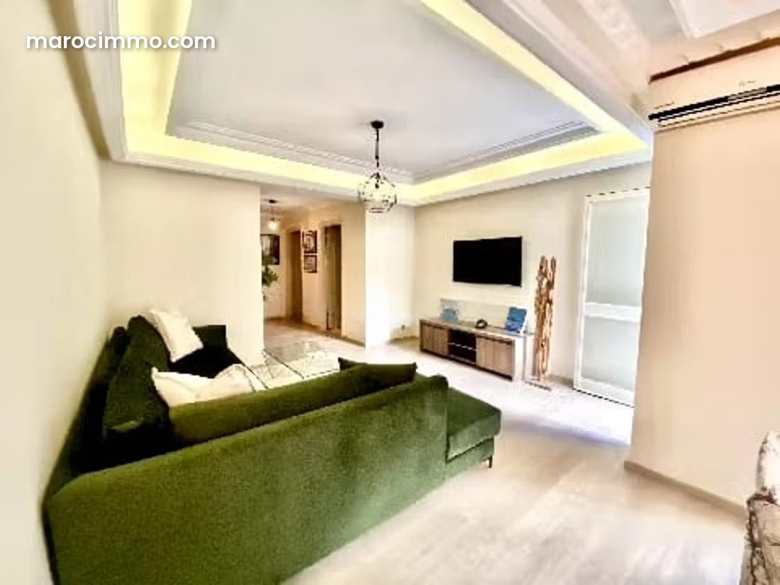 Furnished 130 sqm Apartment, Golden Triangle, Casablanca — Casablanca