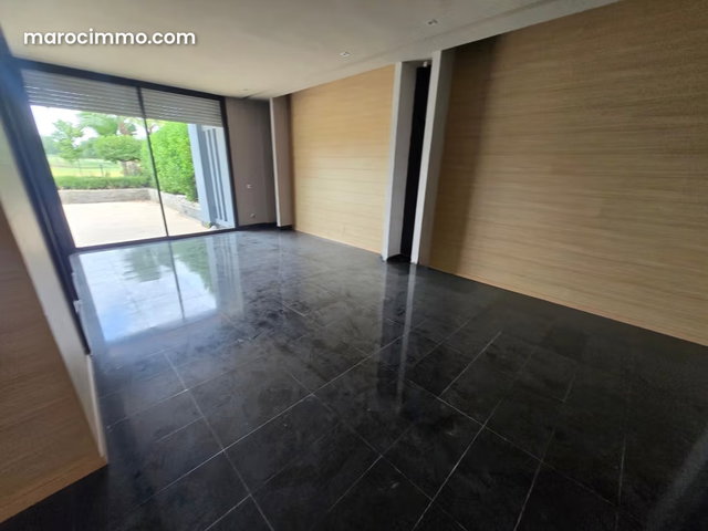 Maison de luxe à vendre à Ville Verte. 5 pièces. Cheminée, piscine — 5