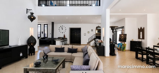 Villa contemporaine avec beaux volumes — 4