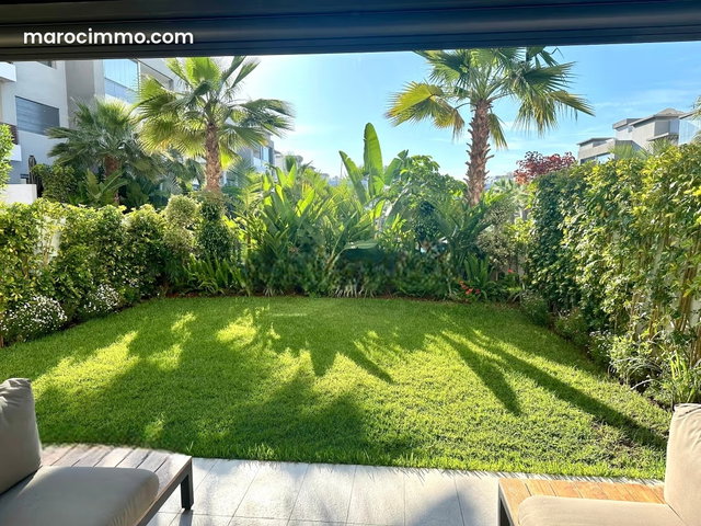 Ground Floor Apartment for Rent in a Secure Residence with Pool and Gym — 2
