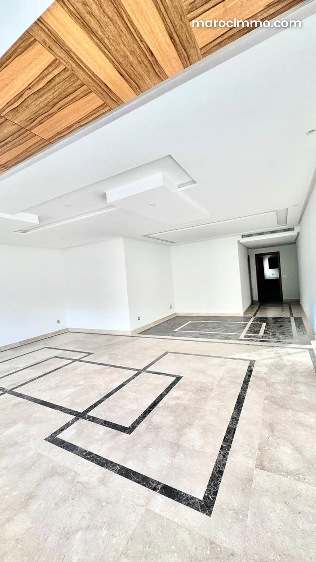 120 m² Apartment, 3 Bedrooms, Tangier City Centre, with Terrace — Tangier