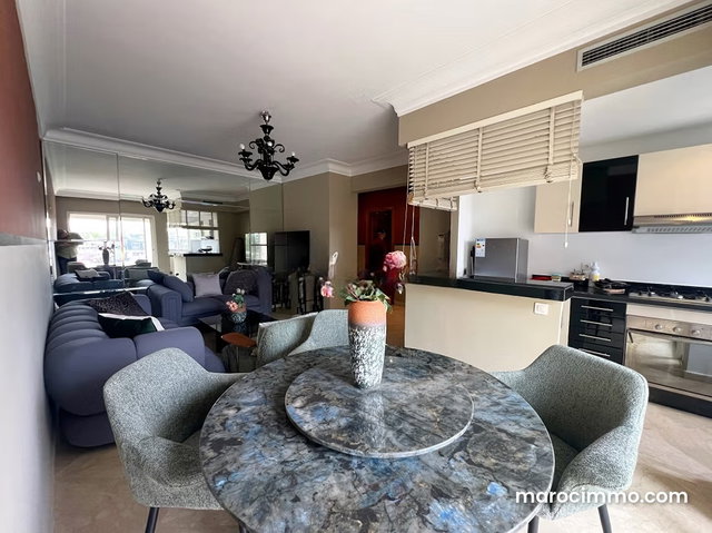 Beautiful Apartment in Racine Triangle d’or with Vélodrome View — 2