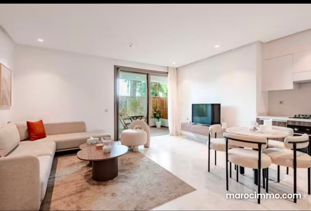 Furnished 65 m² apartment in residence with swimming pool, Souissi, Rabat — Rabat