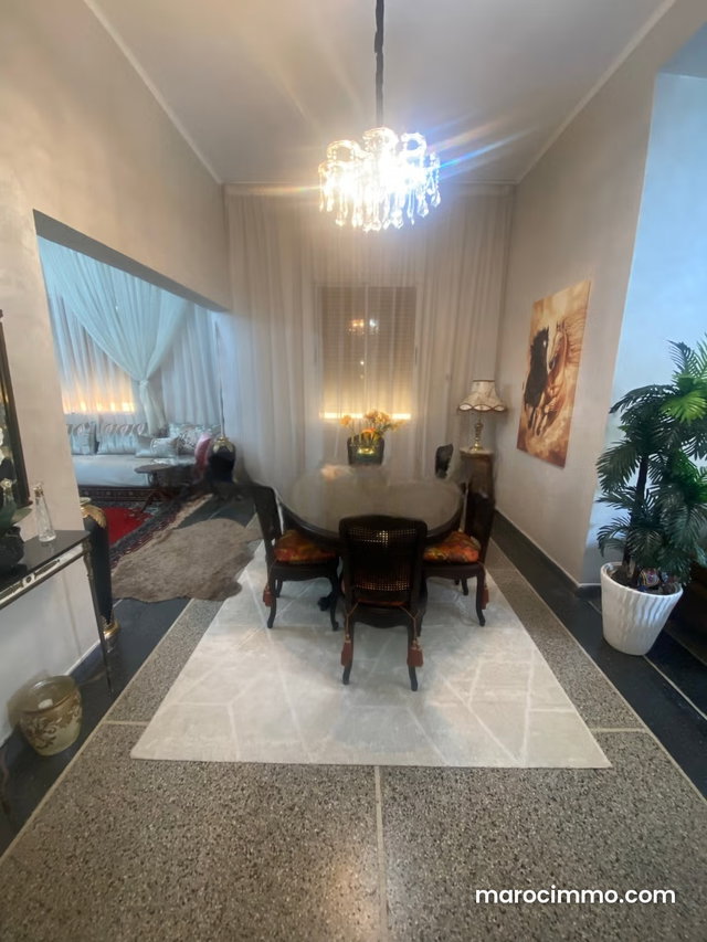 Étage Villa A Louer — 2