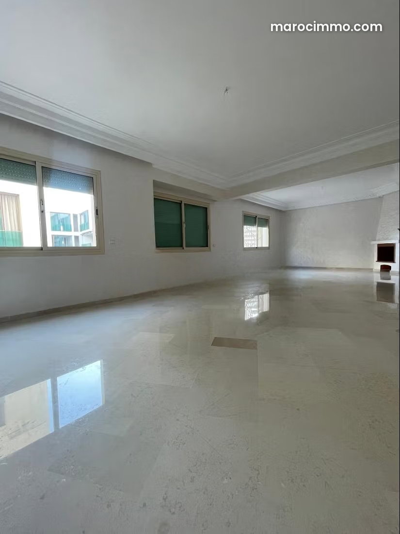179 sqm Apartment, 3 Bedrooms, Bourgogne, Casablanca — Casablanca